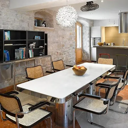 Villa Private Luxury Del Mar On Solta For Up To 10 Persons, Heated Pool, Free Parking, Next To Sea! Free Kajak & Mountainbikes, Great Living Area & Privacy!